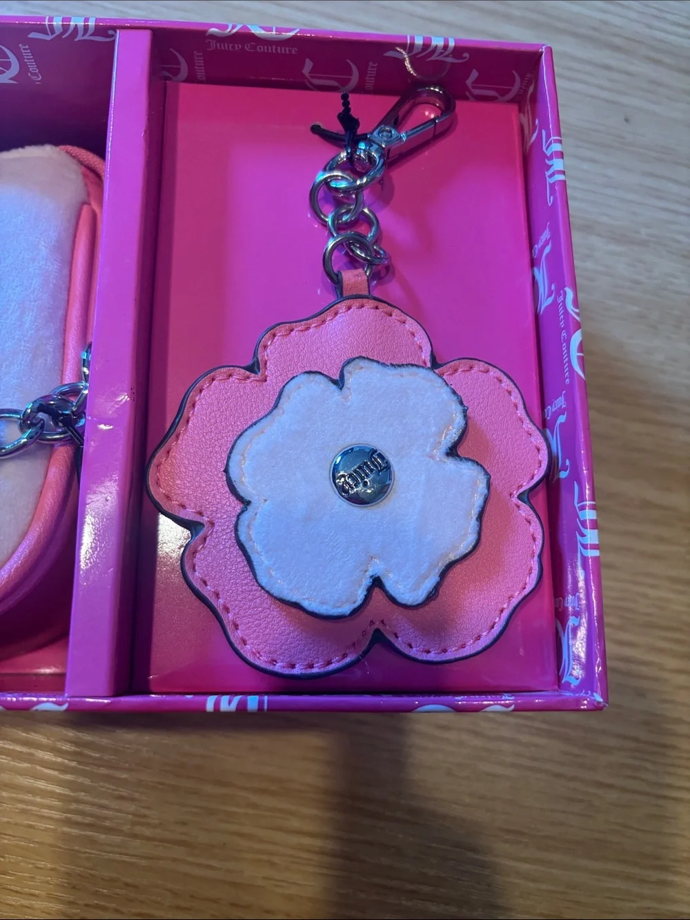 Juicy couture wristlet and cute mirror